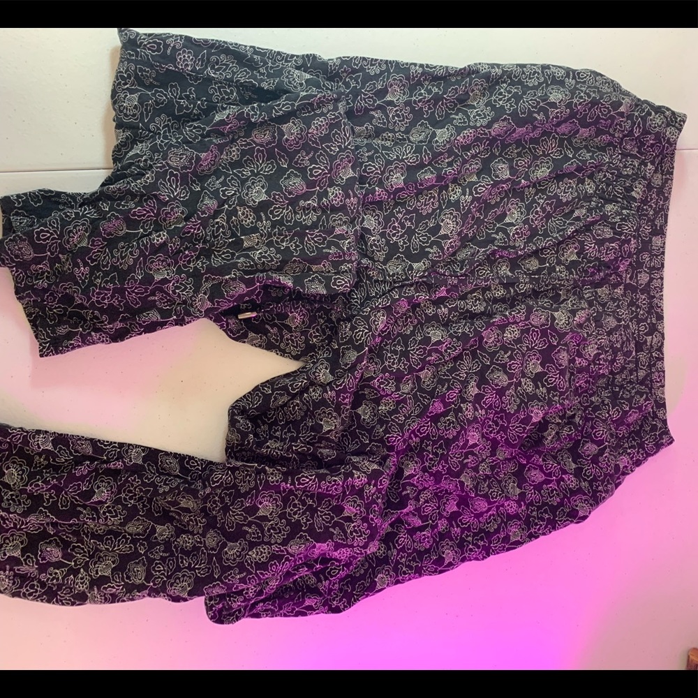 Flowing print pants with print very comfy and cute